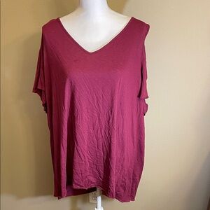 Lane Bryant V-Neck Short Sleeve cold shoulder burgundy Stain on front